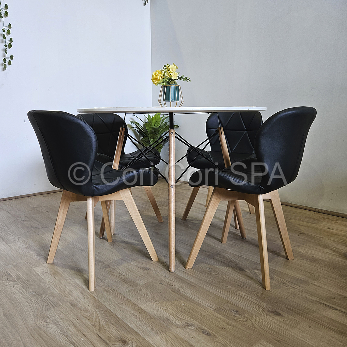Comedor Mesa Eames Blanca 80cms + 4 Sillas Mariposa Wood 8