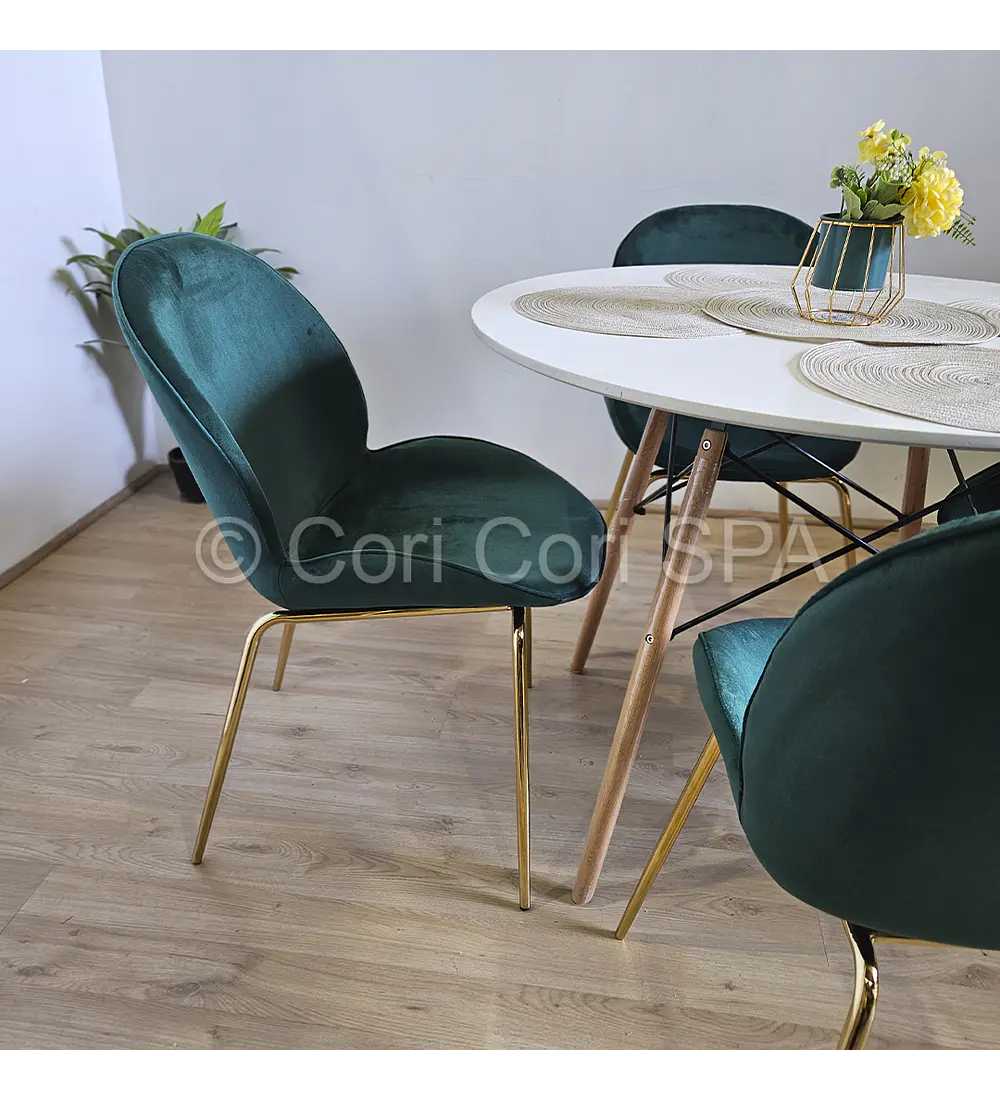 Comedor Mesa Eames Blanca 100cms + 4 Sillas Beetle 