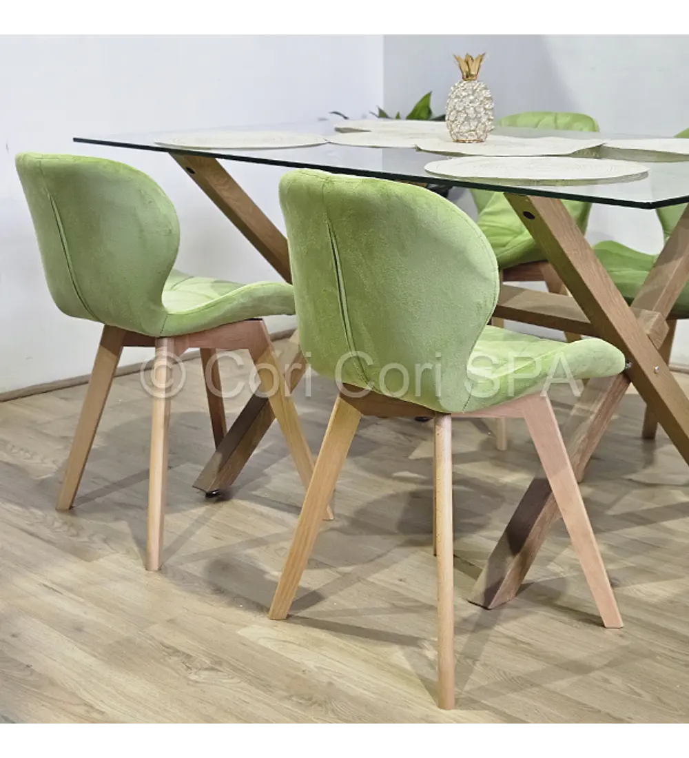 Comedor Medlock 130 x 80cm + 4 Sillas Mariposa Velvet 