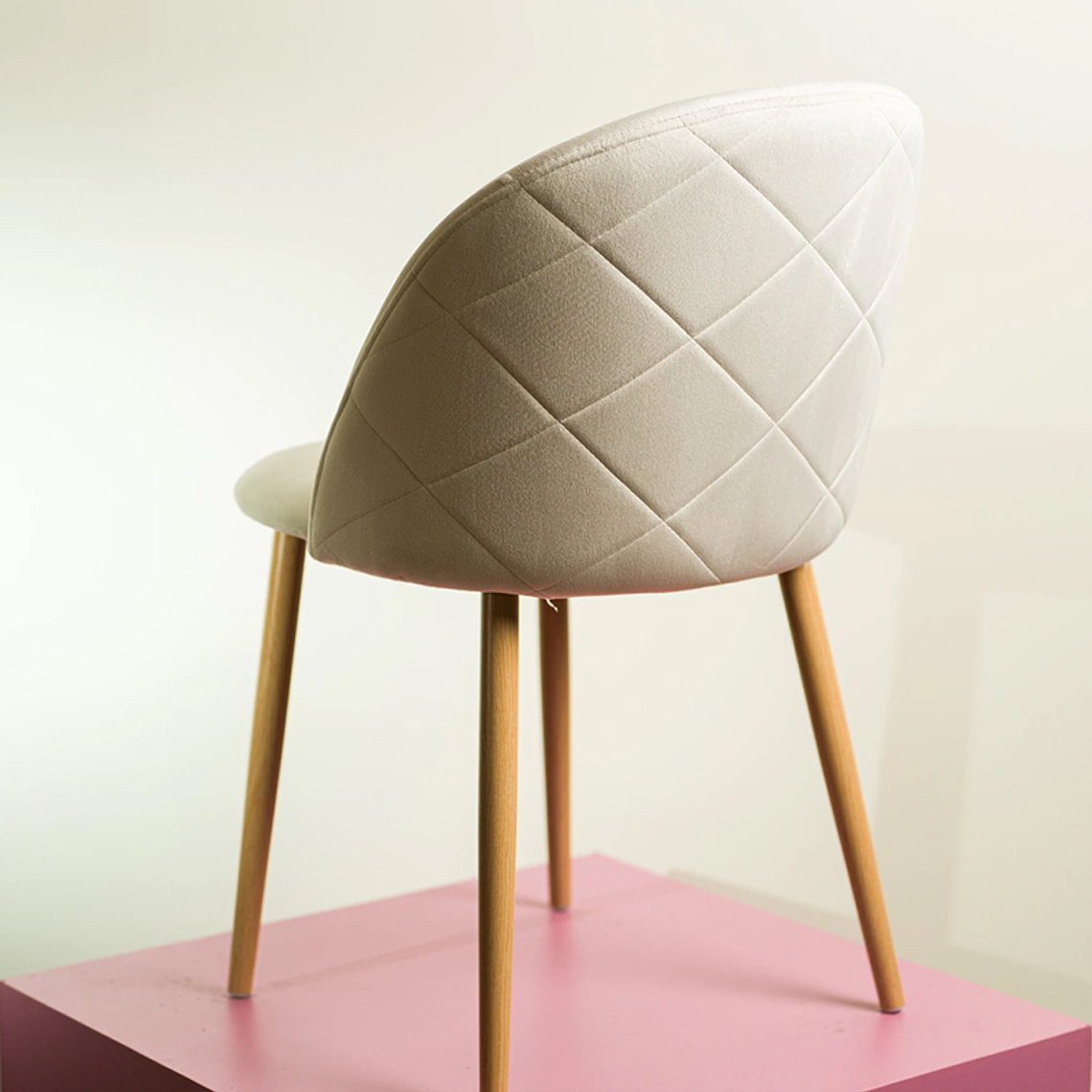 Comedor Madrid 140x80cms + 4 Sillas Bread Lino 4