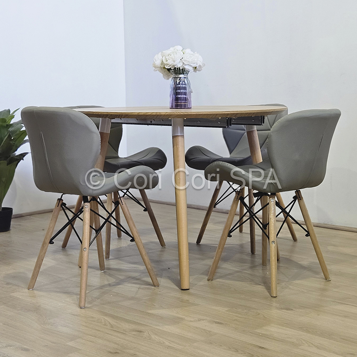 Comedor Mesa Expandible (100 - 180cms) + 4 Silla Eames Mariposa Ecocuero 8