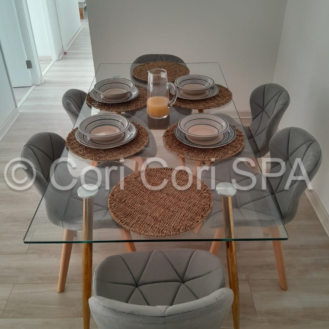 Comedor Rubi Gold 160x80cms + 6 Sillas Mariposa Velvet 28