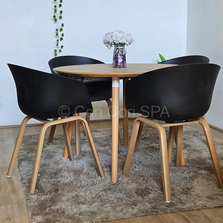 Comedor Mesa Expandible (100 - 180cms) + 4 Sillas Cup 4