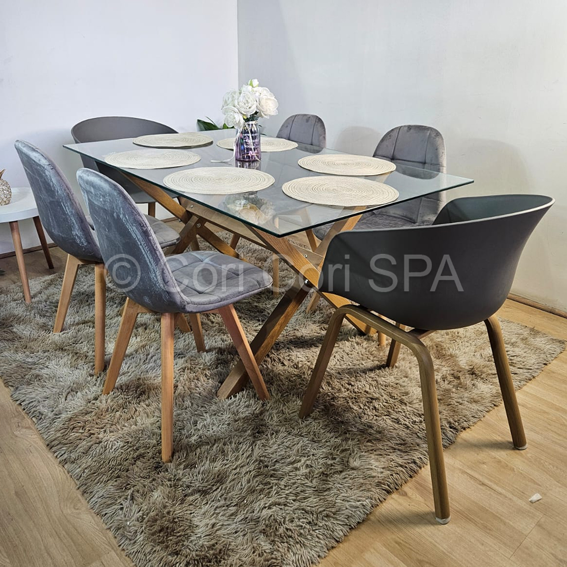 Comedor Medlock 140x90cm + 4  Sillas Capitonne Velvet + 2 Sillas Cup 1