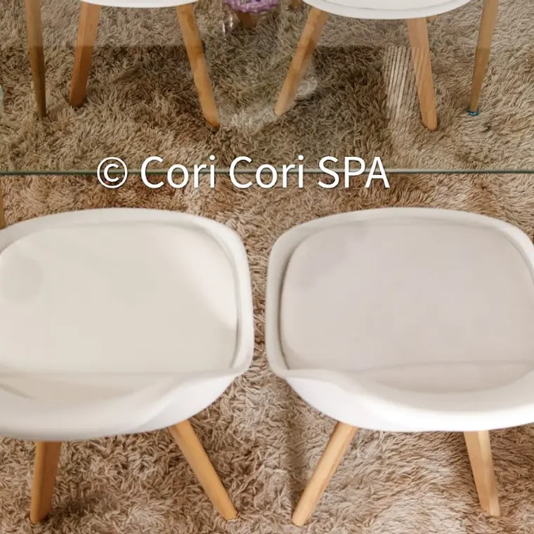 Comedor Rubi 130x80cms + 6 Sillas Tulip 14