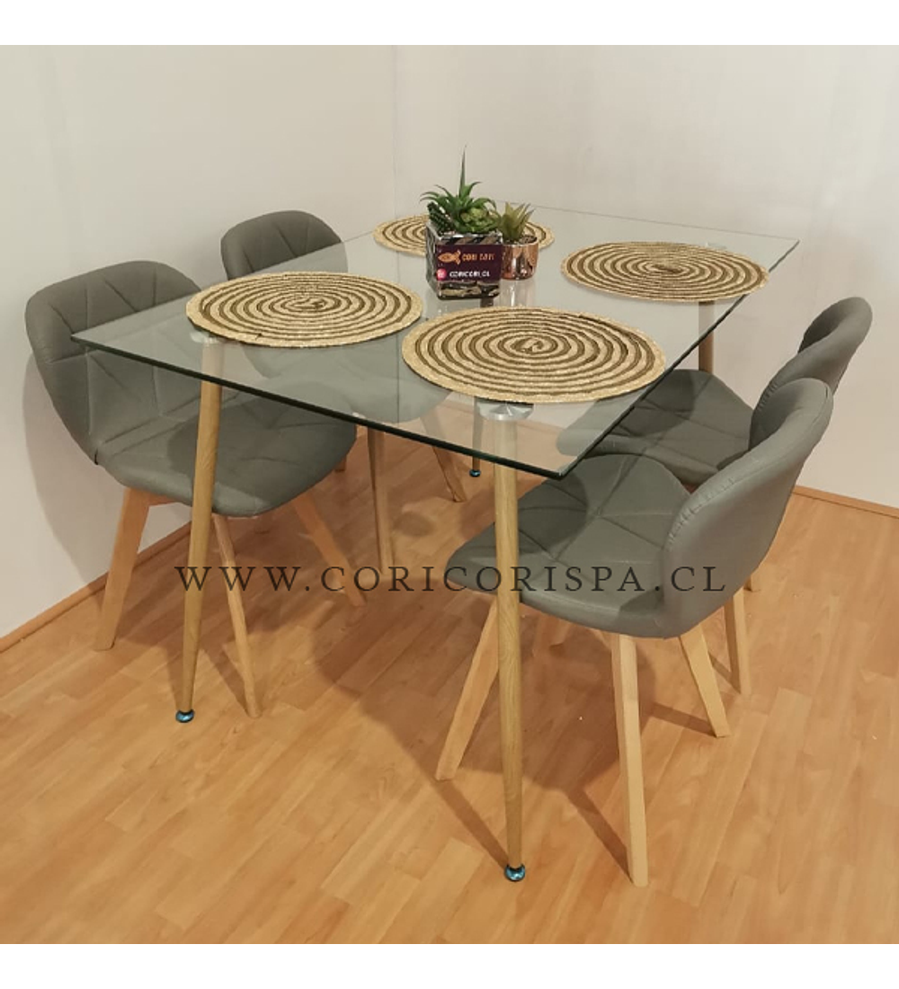 Comedor Rubi 130x80cms + 4 Sillas Mariposa Wood