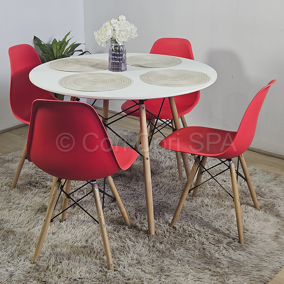 Comedor Eames Blanca 80cms + 4 Sillas Eames 7