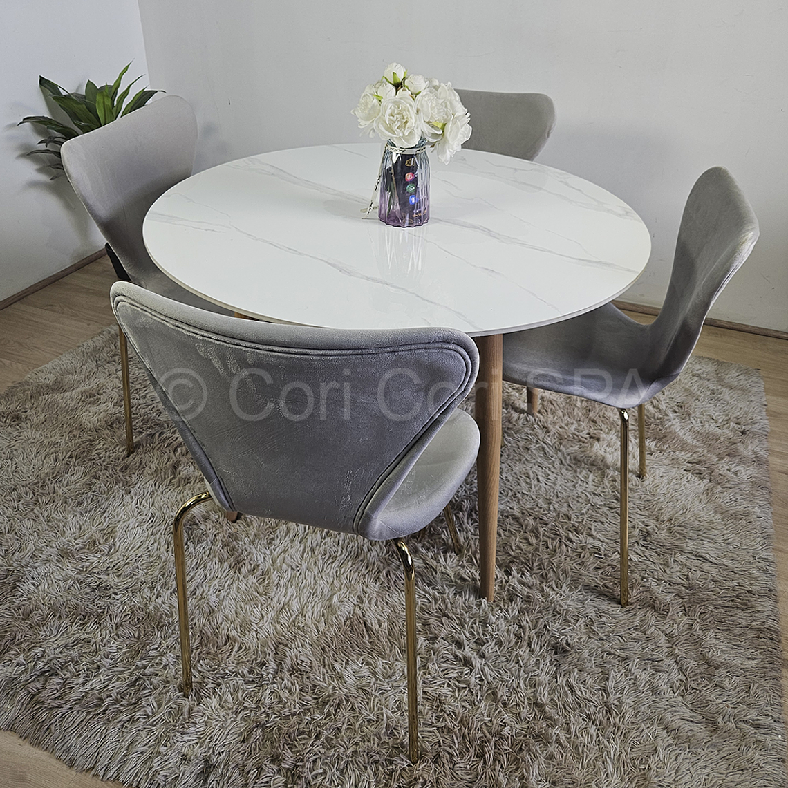 Comedor Mármol 100cm  + 4 Sillas Corazón 8