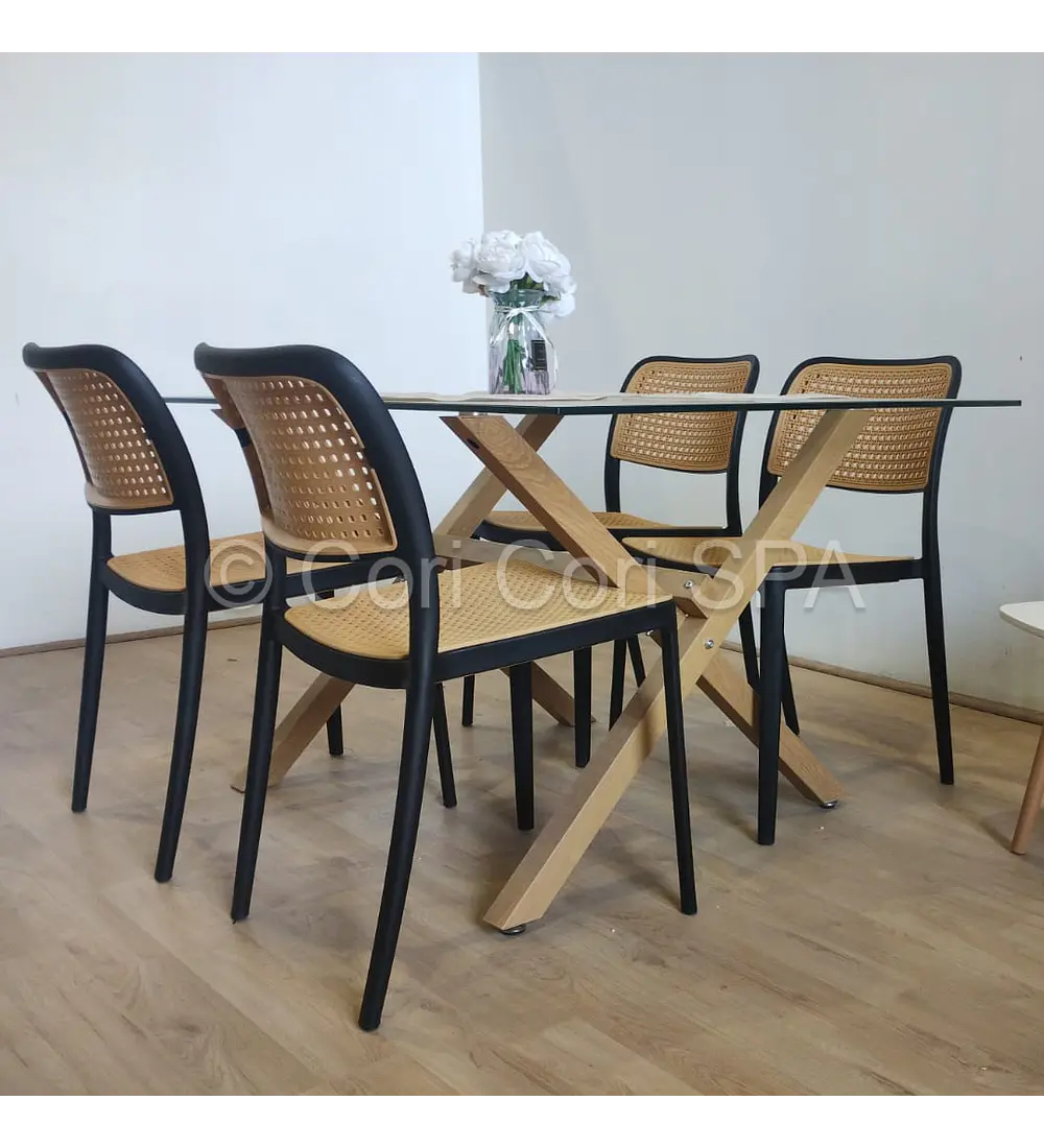 Comedor Medlock 130 x 80cm +  4 Sillas Delta