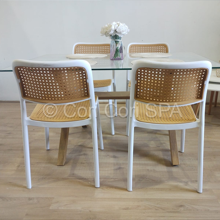 Comedor Medlock 130 x 80cm +  4 Sillas Delta 4