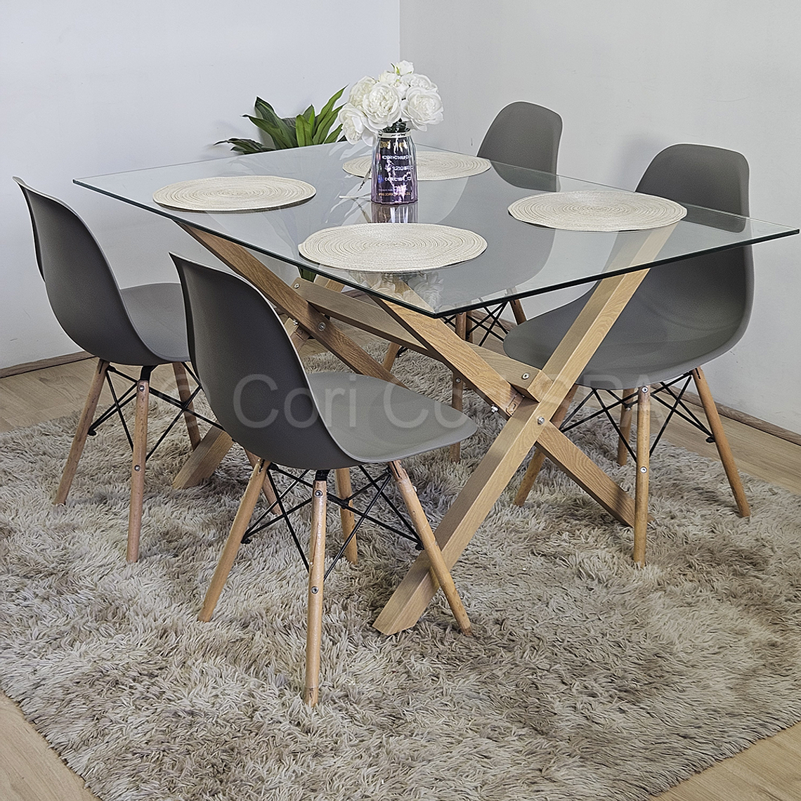 Comedor Medlock 130x80cm + 6 Sillas Eames 2