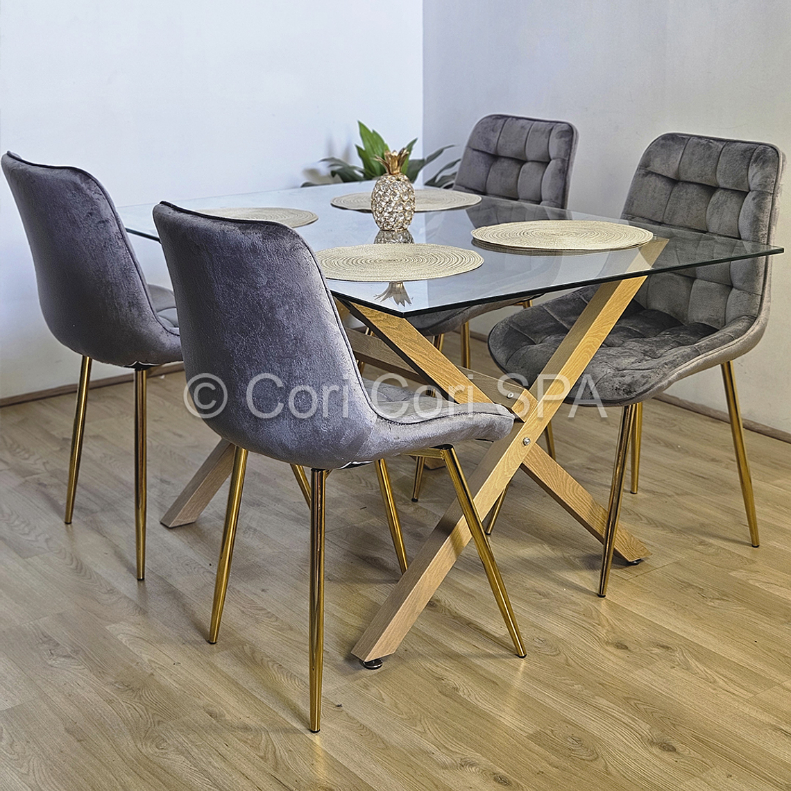 Comedor Medlock 140x90cm + 4 Sillas Capitonne Top Gold 1