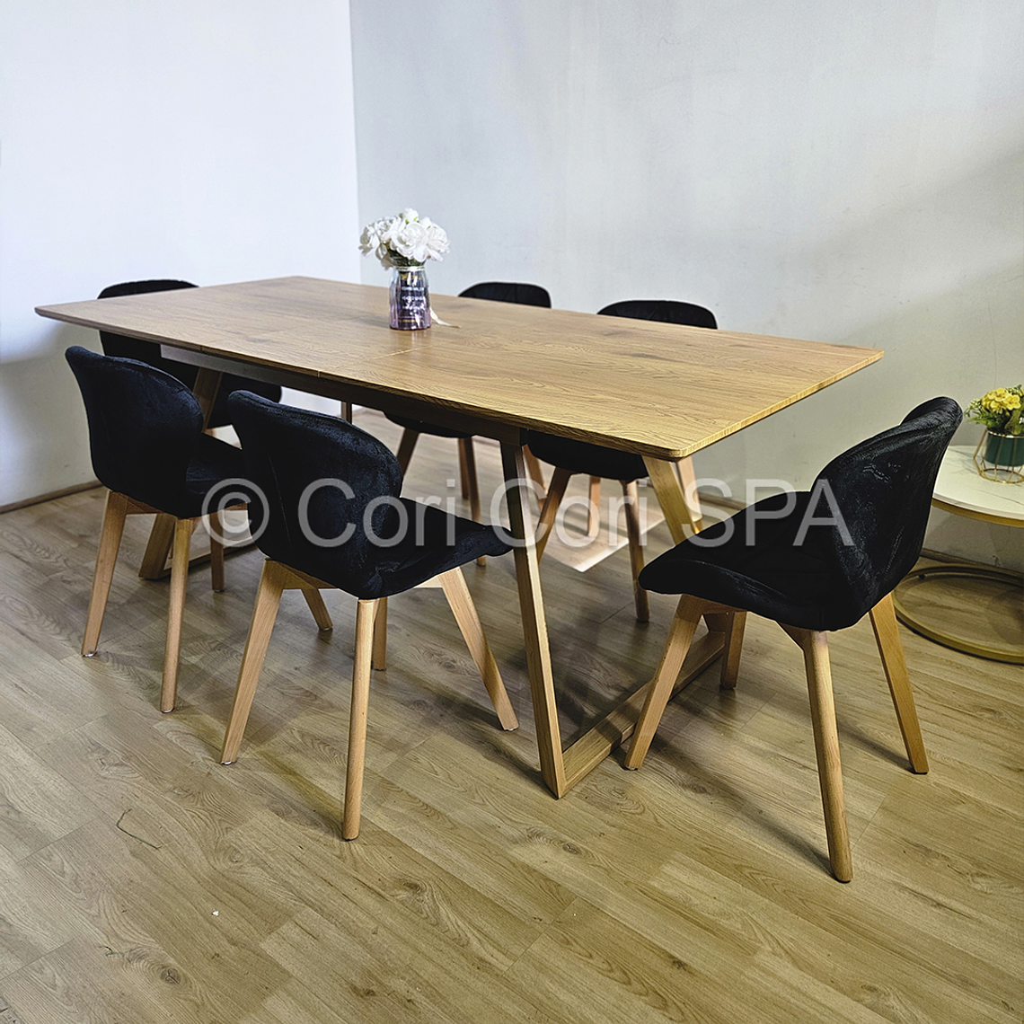 Comedor Mesa Expandible Rectangular + 4 Sillas Mariposas Velvet  2