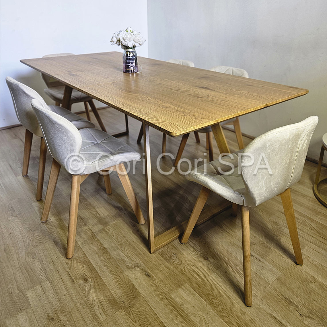 Comedor Mesa Expandible Rectangular + 4 Sillas Mariposas Velvet  3