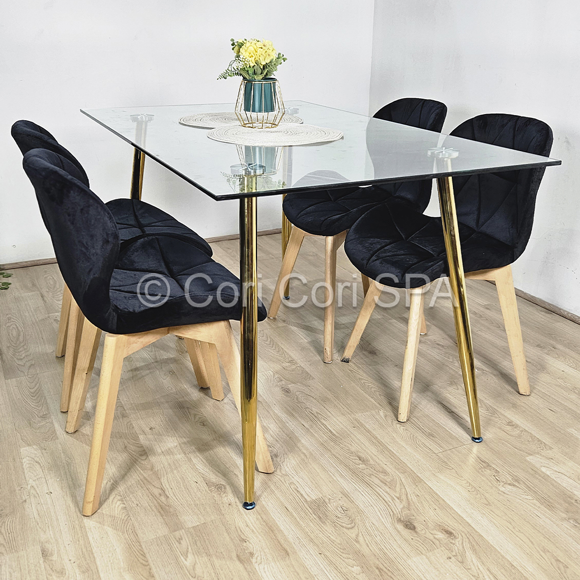 Comedor Rubi Gold 13x80cms + 4 Sillas Mariposa Velvet 2
