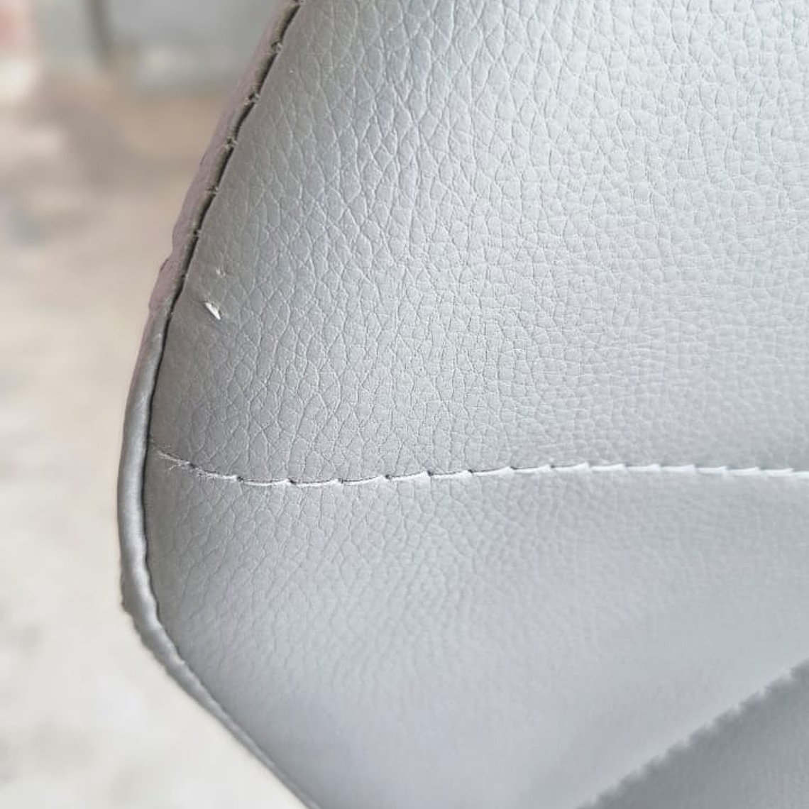 Silla Eames Mariposa Ecocuero GRIS (Segunda Selección) 5