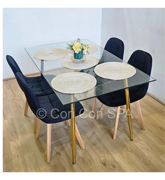 Comedor Rubi Gold 130x80cms + 4 Sillas Capitonne Velvet 