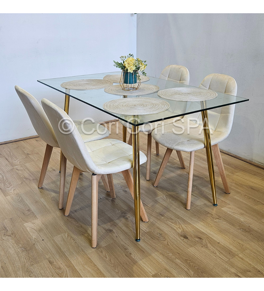 Comedor Rubi Gold 130x80cms + 4 Sillas Capitonne Velvet 