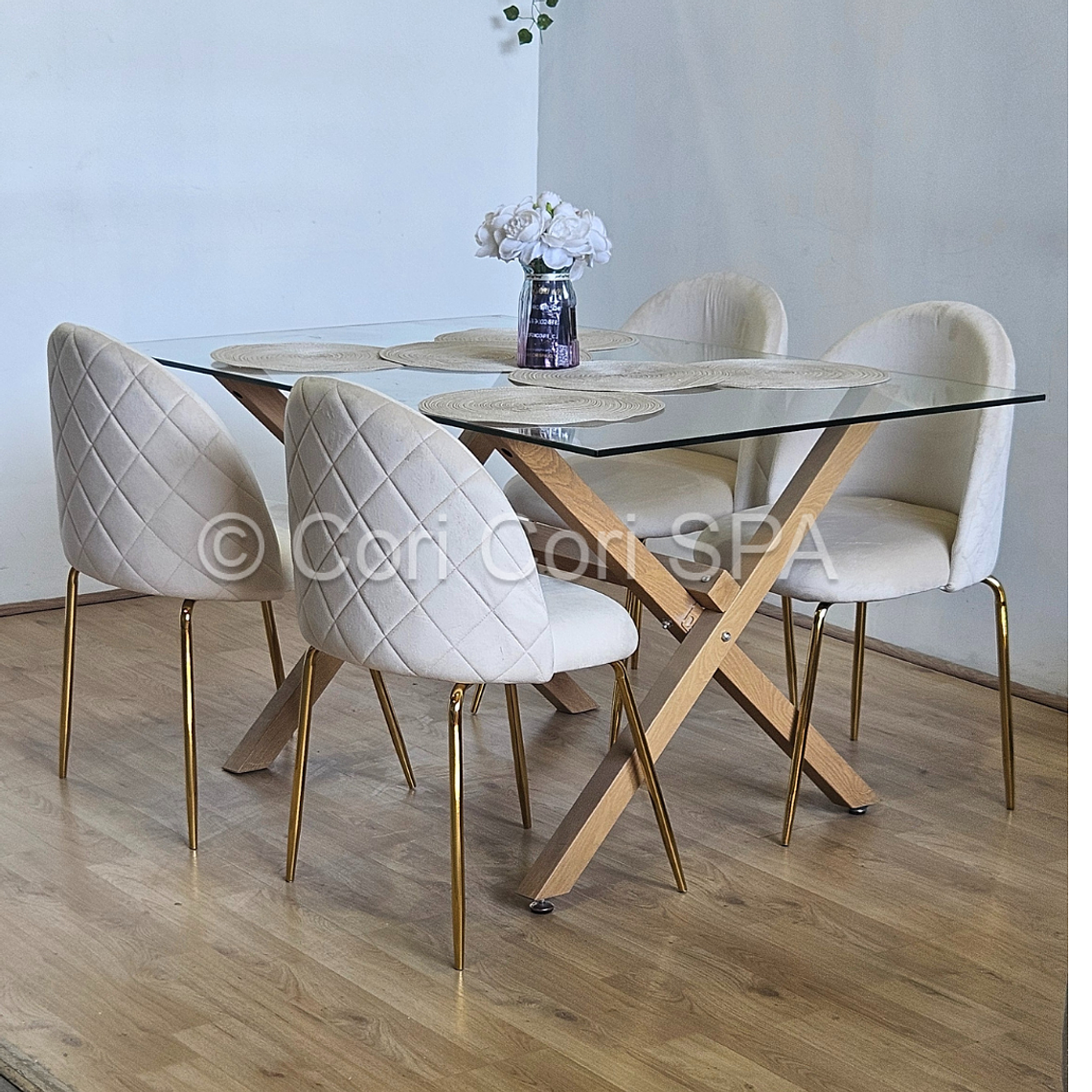 Comedor Medlock 140x90cms + 4 Sillas Bread Gold Velvet  1