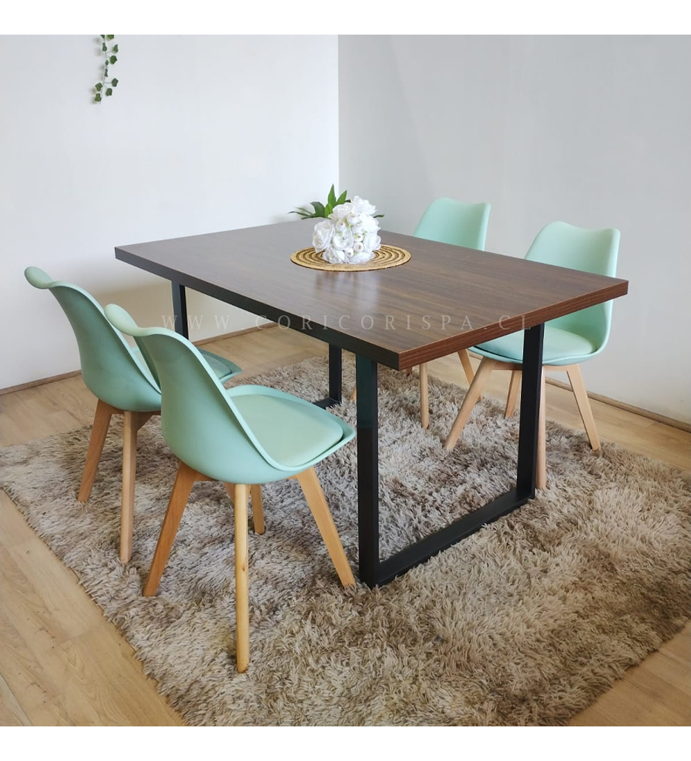 Comedor Industrial 140x90cms + 4 Sillas Tulip 