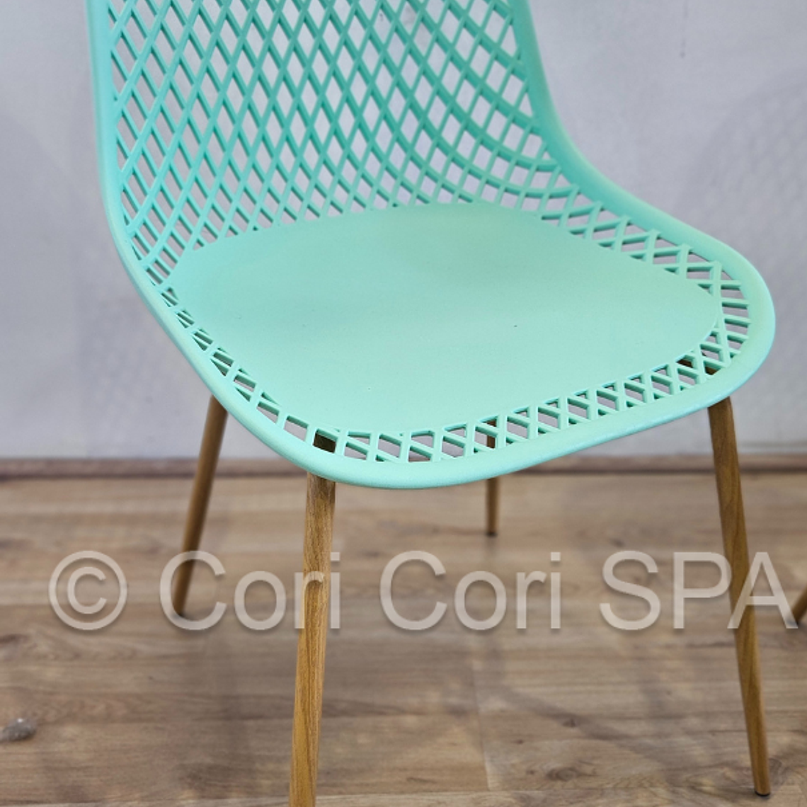 Comedor Mesa Eames Vidrio 80 cm + 4 Sillas Panal 4