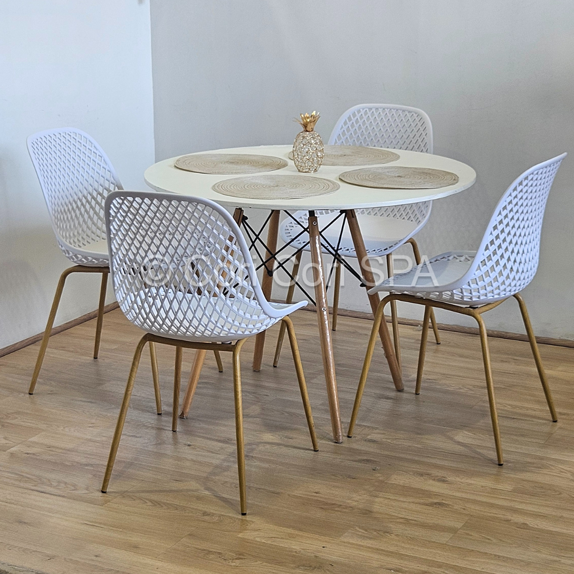 Comedor Mesa Eames Blanca 80cm + 4 Sillas Panal 9