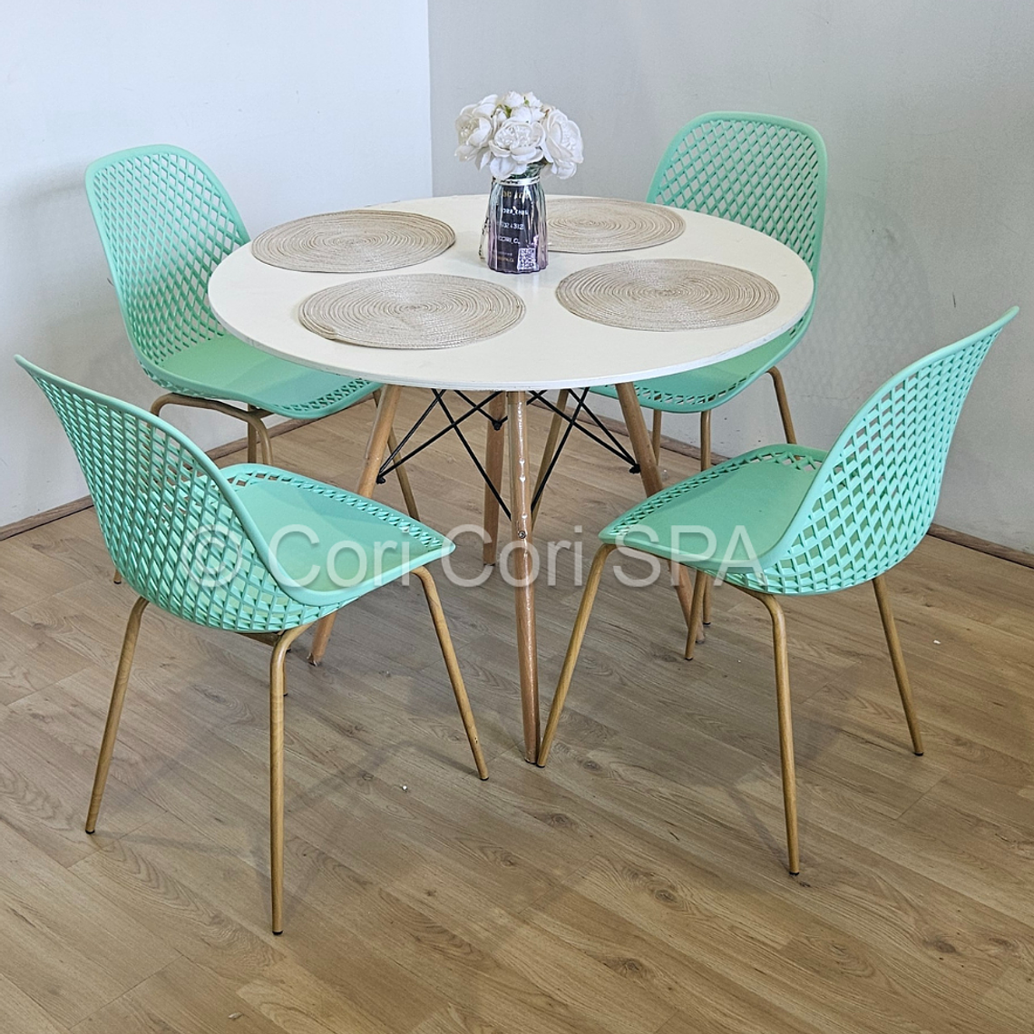 Comedor Mesa Eames Blanca 80cm + 4 Sillas Panal 11