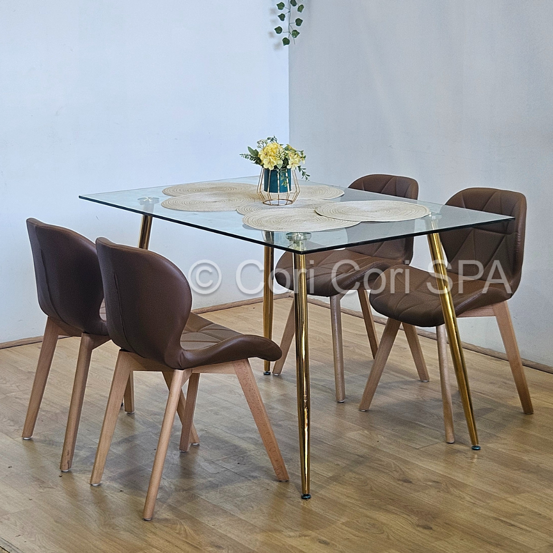 Comedor Rubi Gold 130x80cms + 4 Sillas Mariposa Wood 2