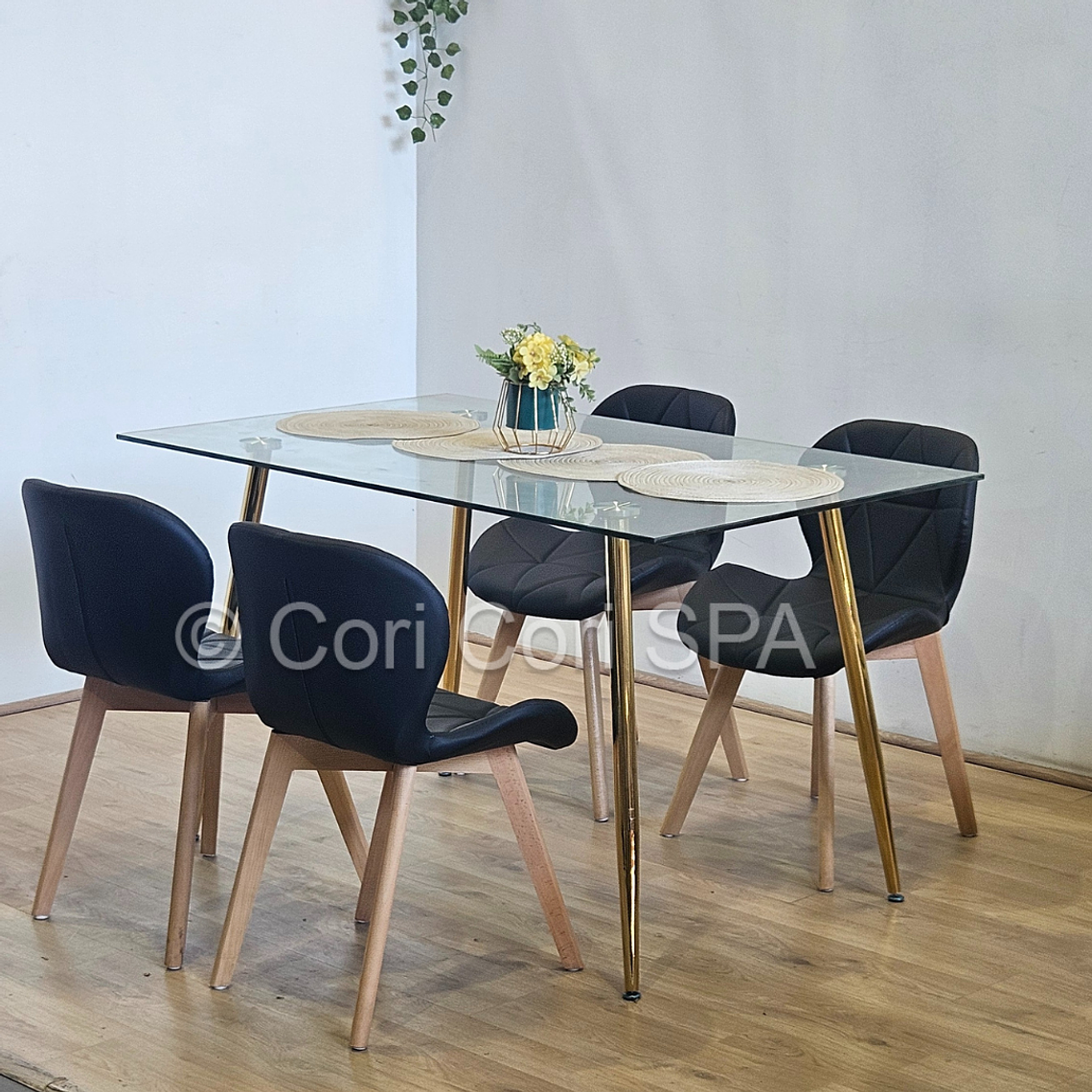 Comedor Rubi Gold 130x80cms + 4 Sillas Mariposa Wood 4