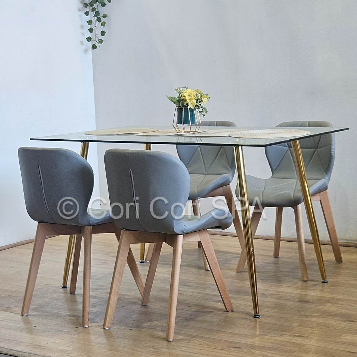 Comedor Rubi Gold 130x80cms + 4 Sillas Mariposa Wood 5