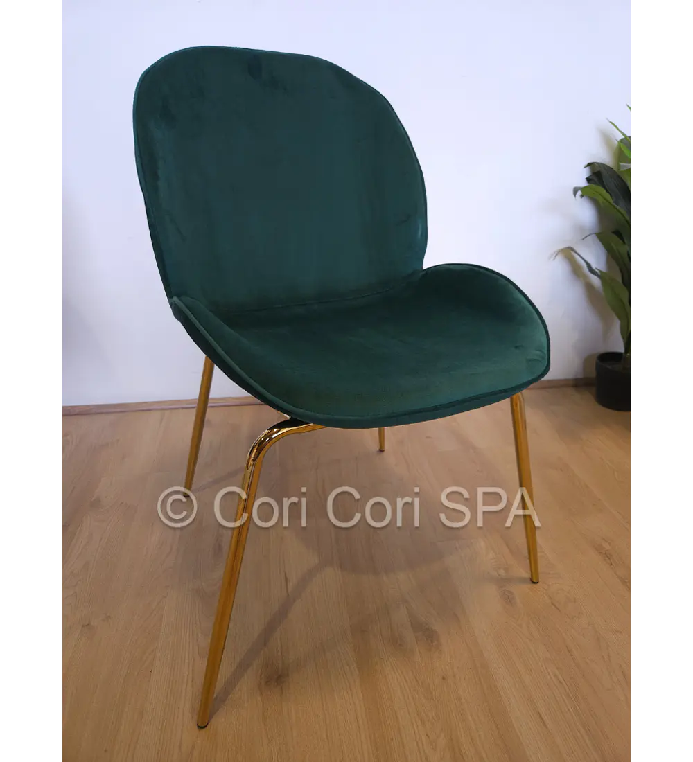 Comedor Rubi Gold 130x80cms + 4 Sillas Beetle