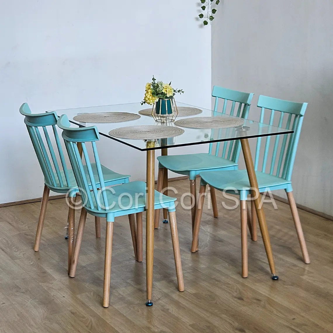Comedor Rubi 130x80cms + 4 Sillas Windsor  1