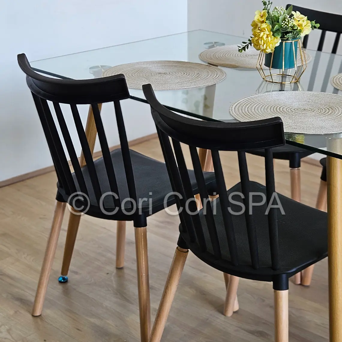 Comedor Rubi 130x80cms + 4 Sillas Windsor  31