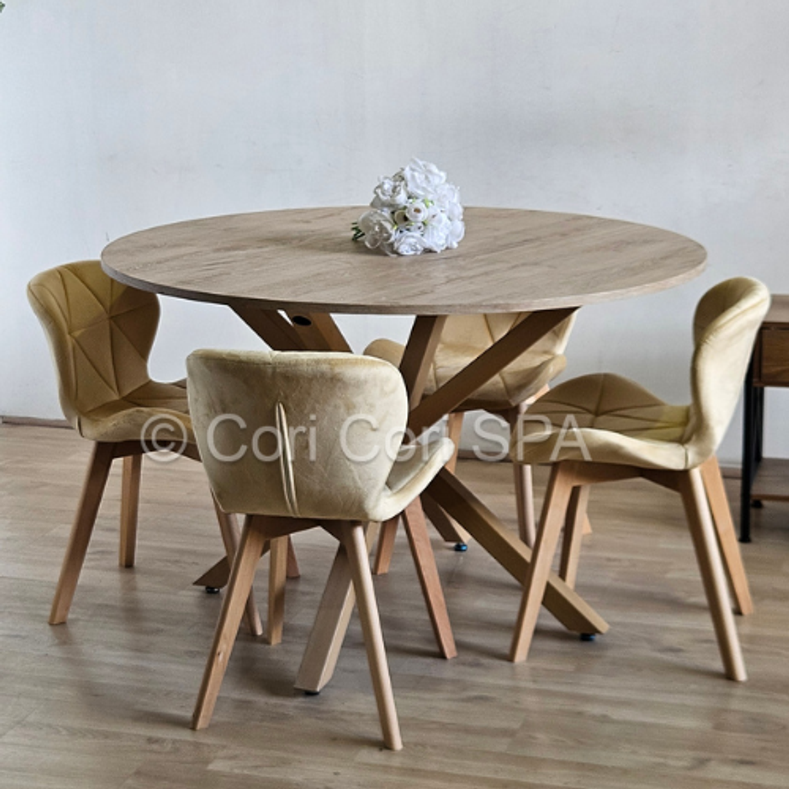 Comedor Warwick Melamina Wood 100cm + 4 Sillas Mariposa Velvet 2