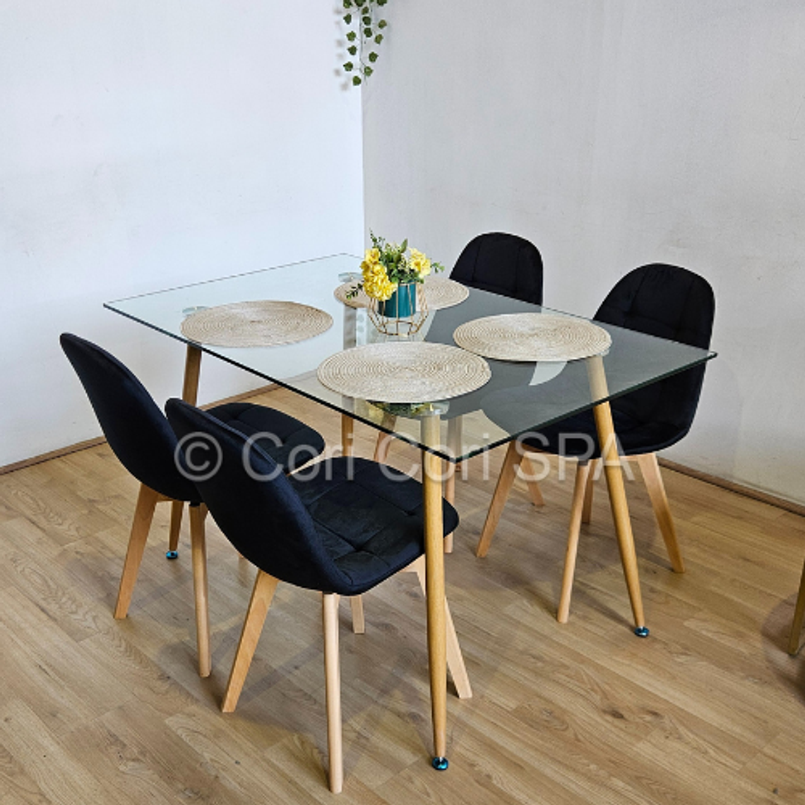 Comedor Rubi 120x80cms + 4 Sillas Capitonne Velvet  3