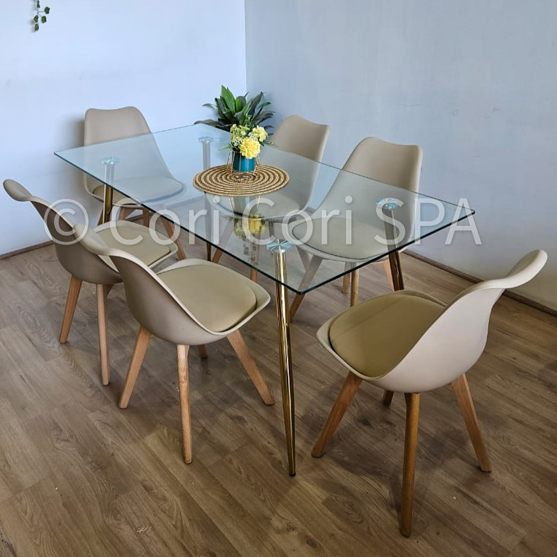 Comedor Rubi Gold 130x80cms + 6 Sillas Tulip 3