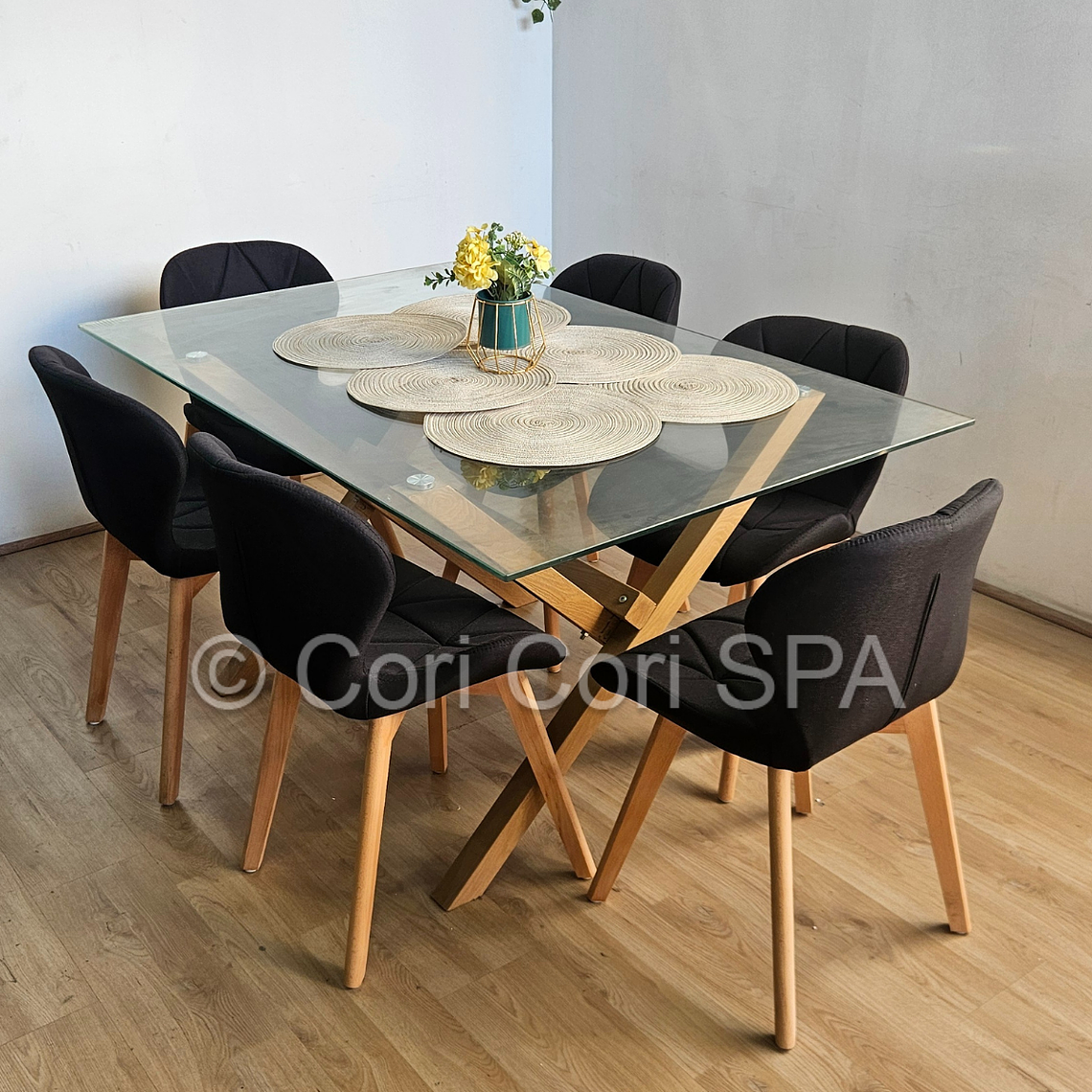 Comedor Medlock 140x90cms + 6 Sillas Mariposa Lino 1