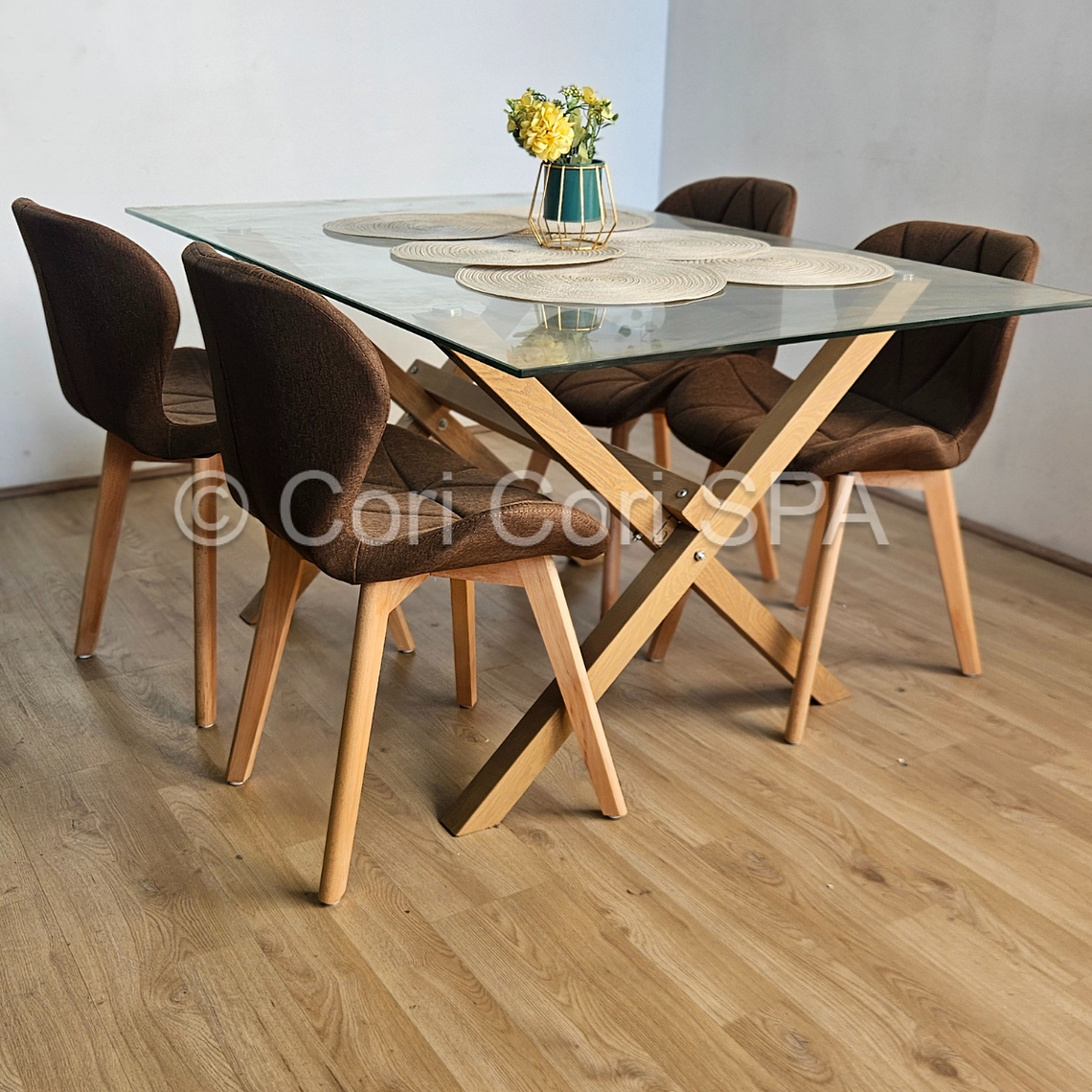 Comedor Medlock 140x90cms + 4 Sillas Mariposa Lino 8