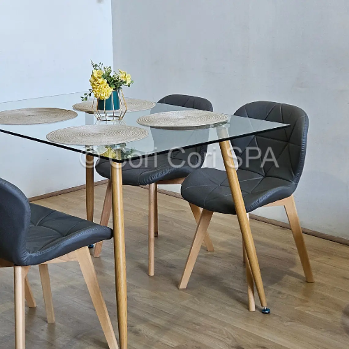 Comedor Rubi 130x80cms + 4 Sillas Mariposa Wood 10