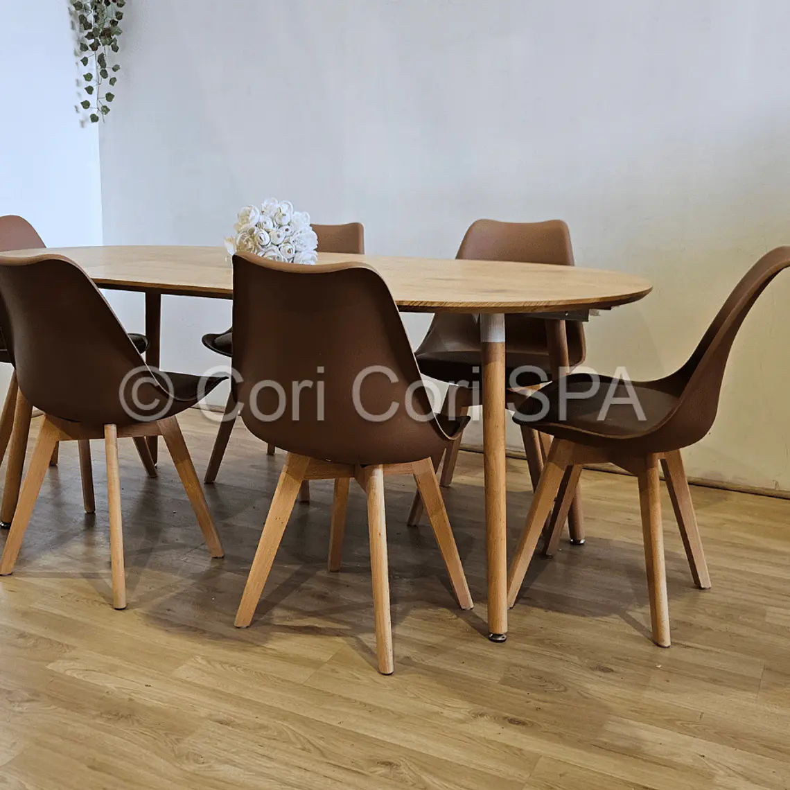 PREVENTA.- Comedor Mesa Expandible (100 - 180cms) + Sillas Tulip 6