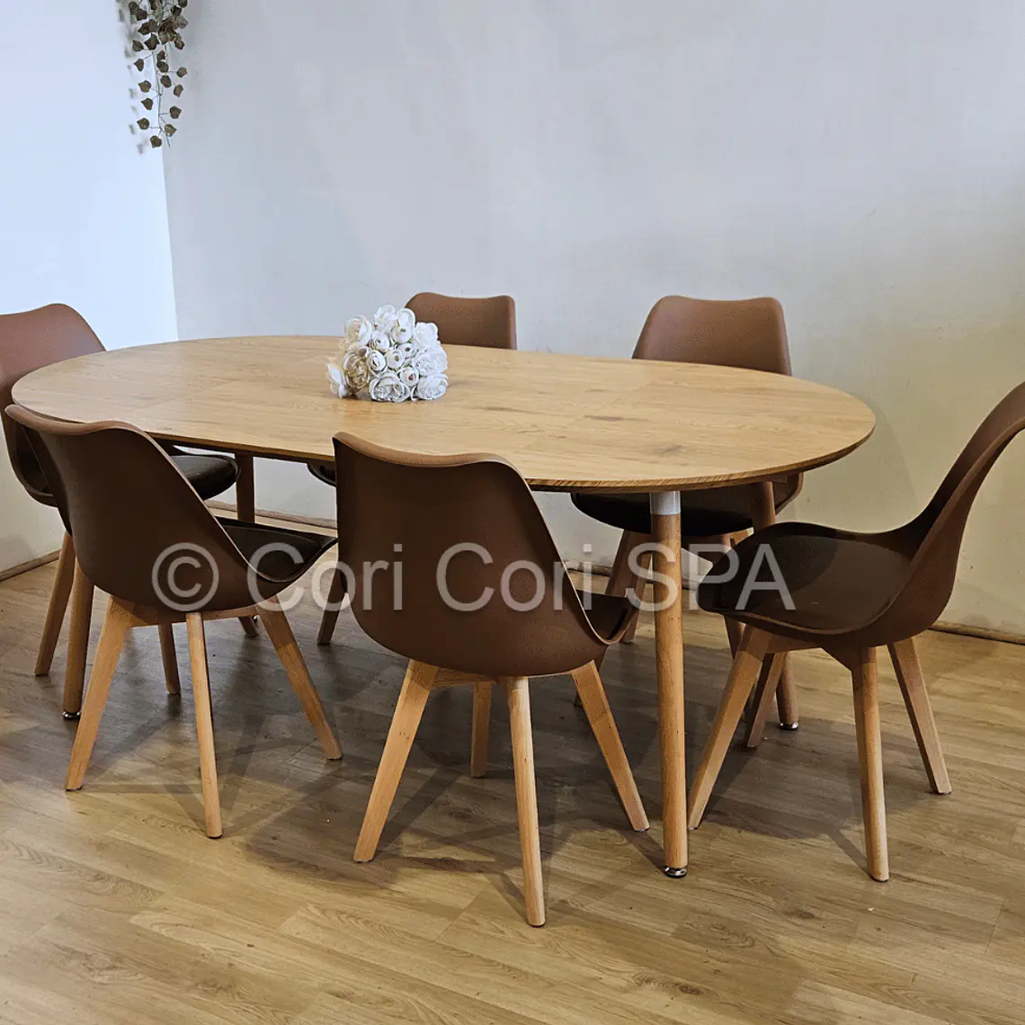 PREVENTA.- Comedor Mesa Expandible (100 - 180cms) + Sillas Tulip 7