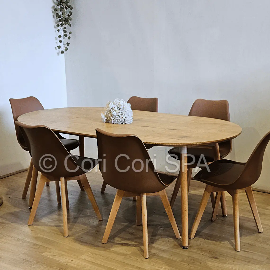PREVENTA.- Comedor Mesa Expandible (100 - 180cms) + Sillas Tulip 8
