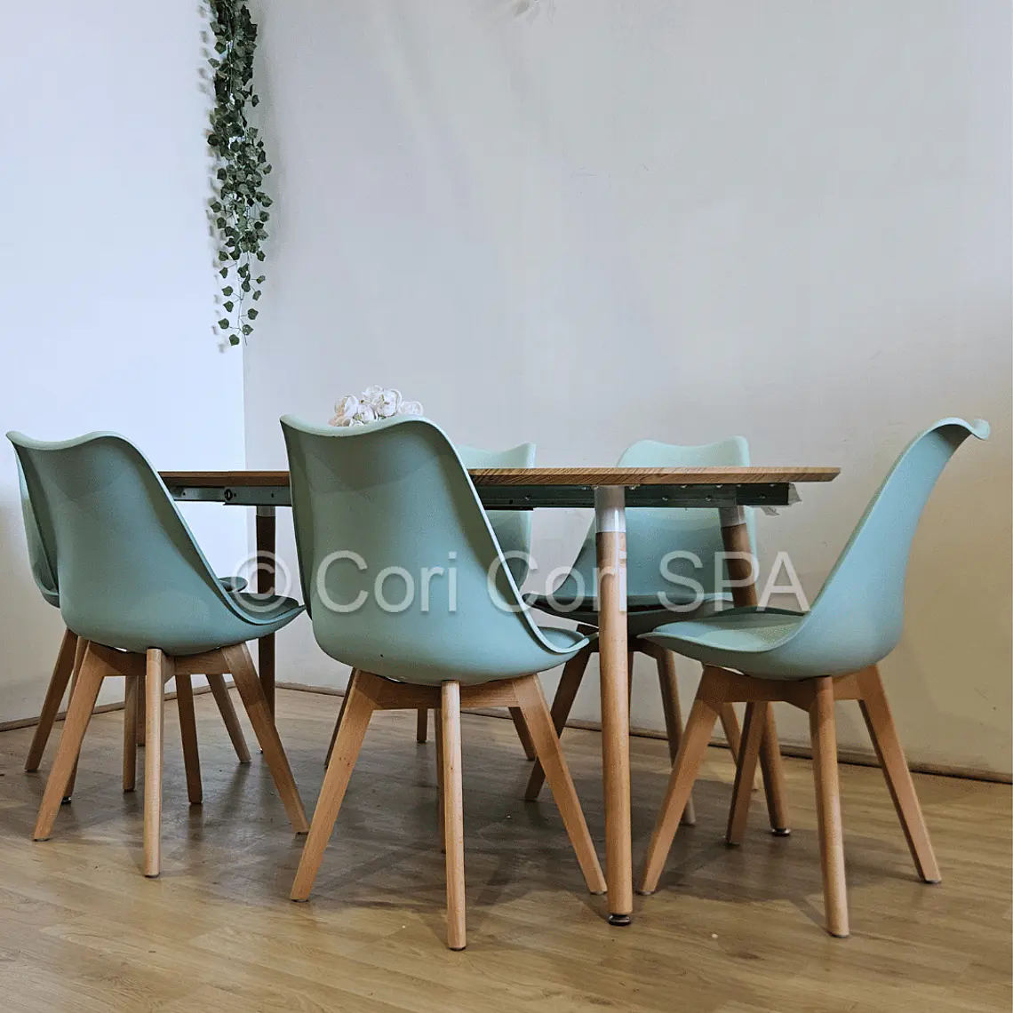 PREVENTA.- Comedor Mesa Expandible (100 - 180cms) + Sillas Tulip 15