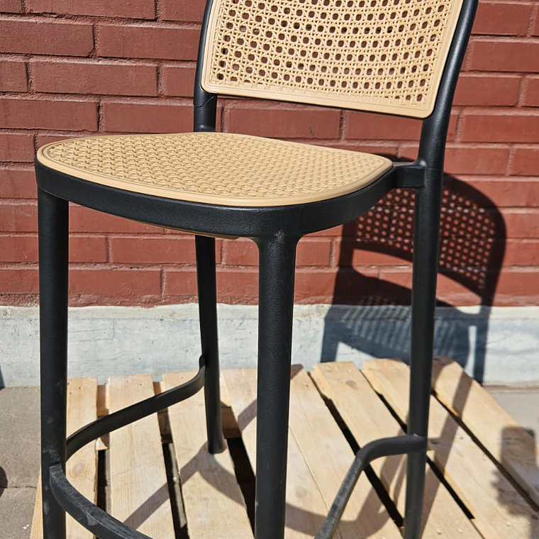 2da.- Selección Taburete Delta (65cm) 2