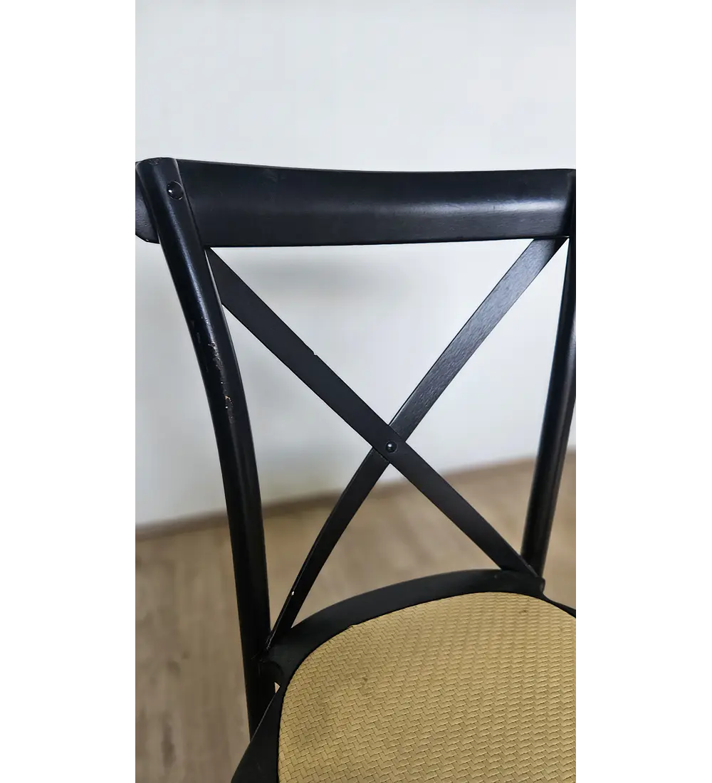 2da Mano.- Silla Crossback de Madera Negra