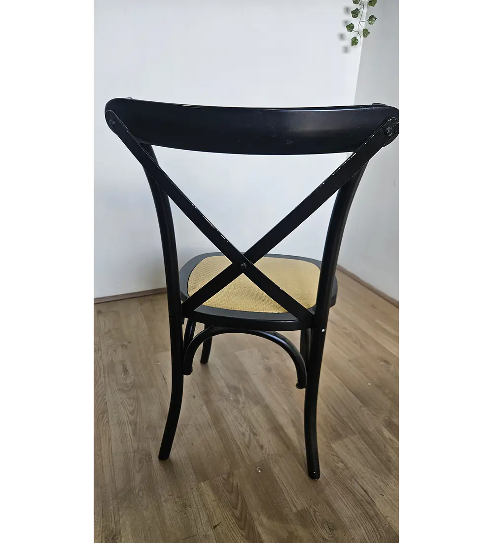 2da Mano.- Silla Crossback de Madera Negra