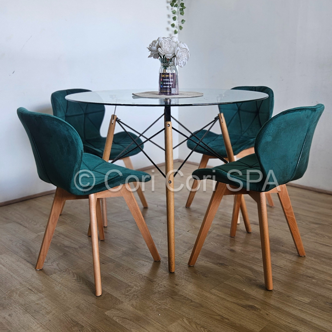 Comedor Mesa Eames Vidrio 120cms + 4 Sillas Mariposa Velvet 14