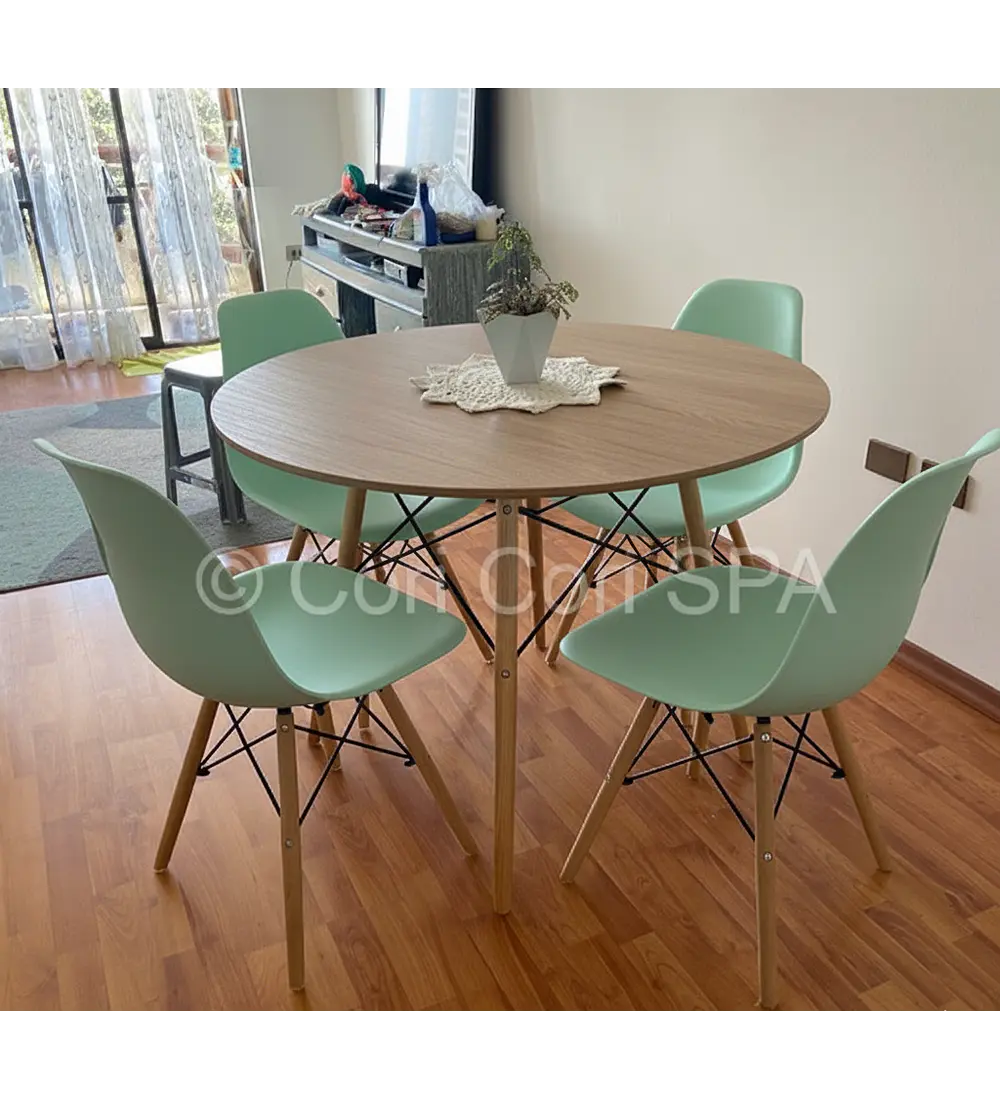 Comedor Mesa Wood 120cm + 4 Sillas Eames