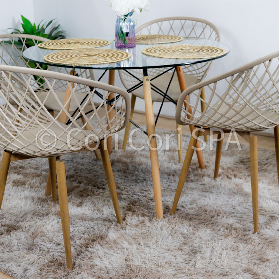 Comedor Eames Vidrio 80cm + 4 Butacas Mesh 3
