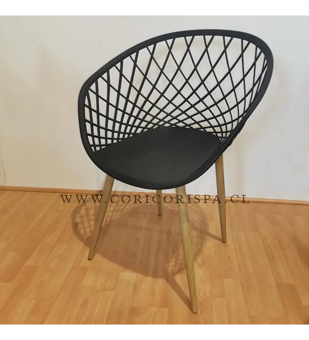 Comedor Eames Vidrio 120cm + 4 Butacas Mesh